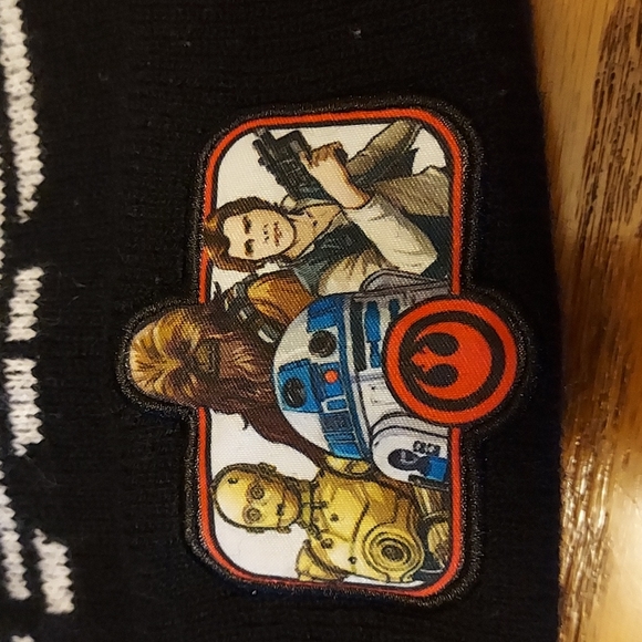 Black Lucas Films Official Star Wars Beanie - Picture 2 of 4